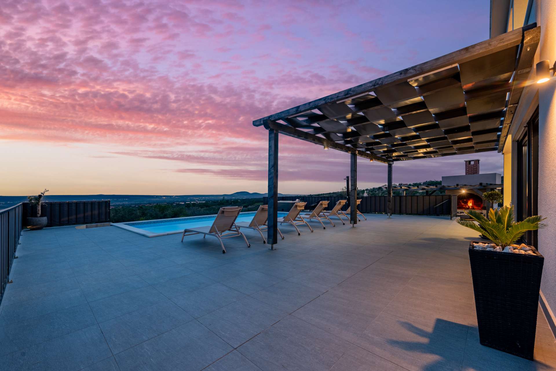 Villa Katarina with pool and jacuzzi