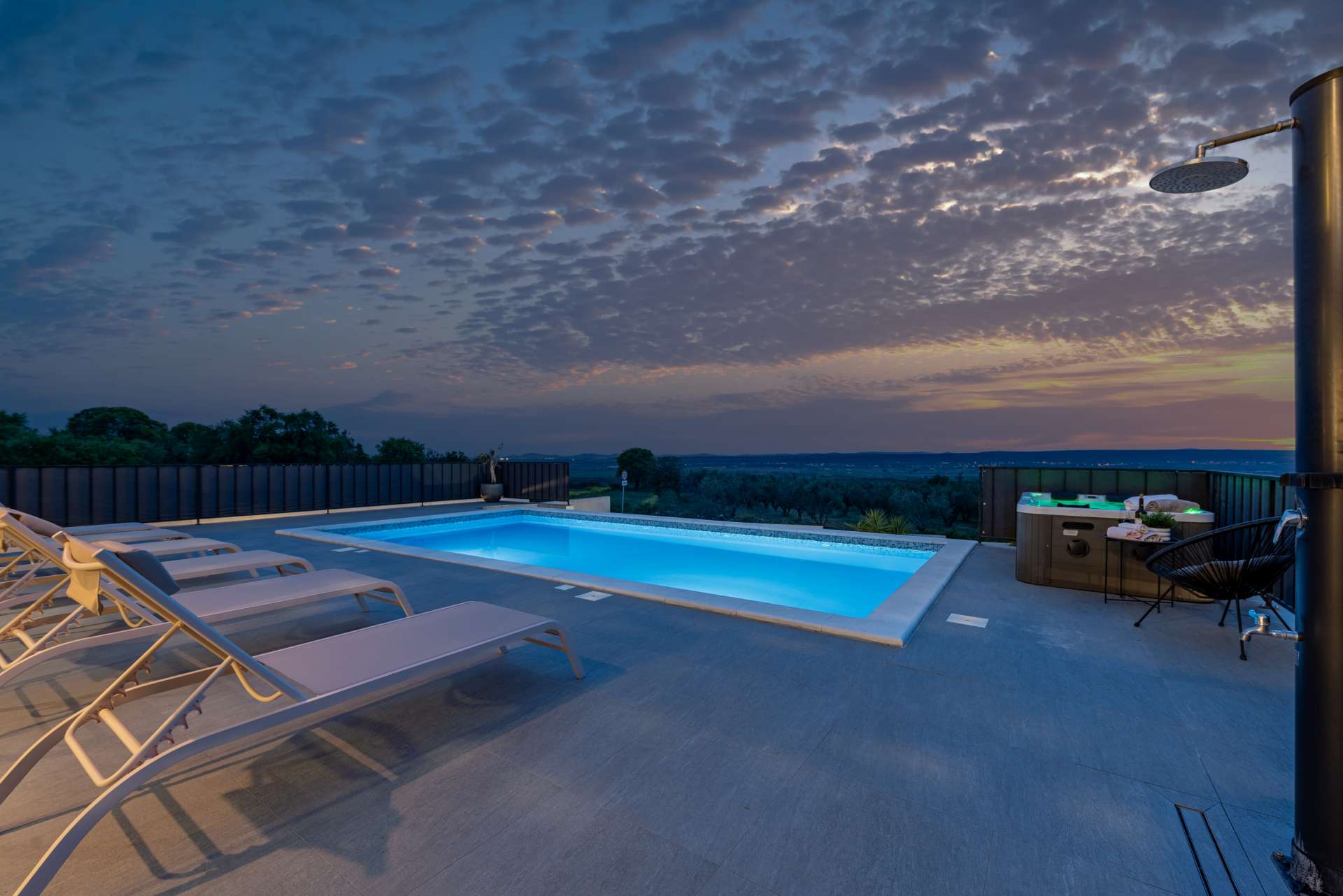 Villa Katarina with pool and jacuzzi