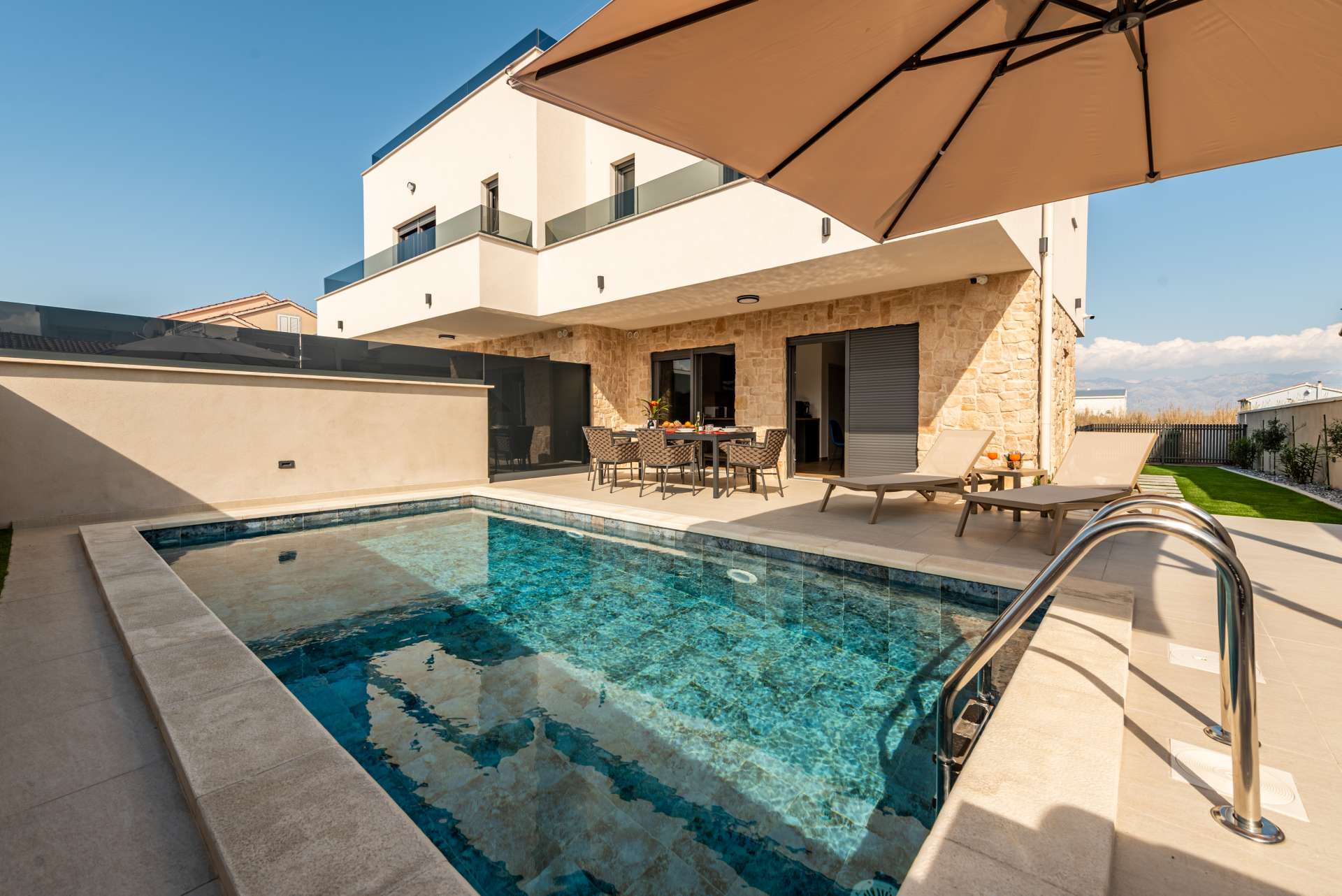 Seaview Villa Sal with pool, jacuzzi and sauna