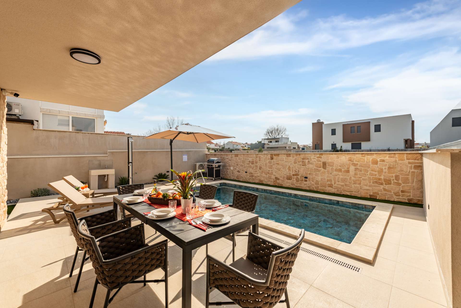Seaview Villa Sal with pool, jacuzzi and sauna