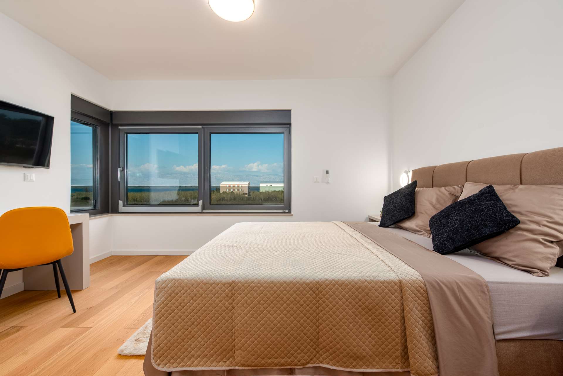 Seaview Villa Sal with pool, jacuzzi and sauna