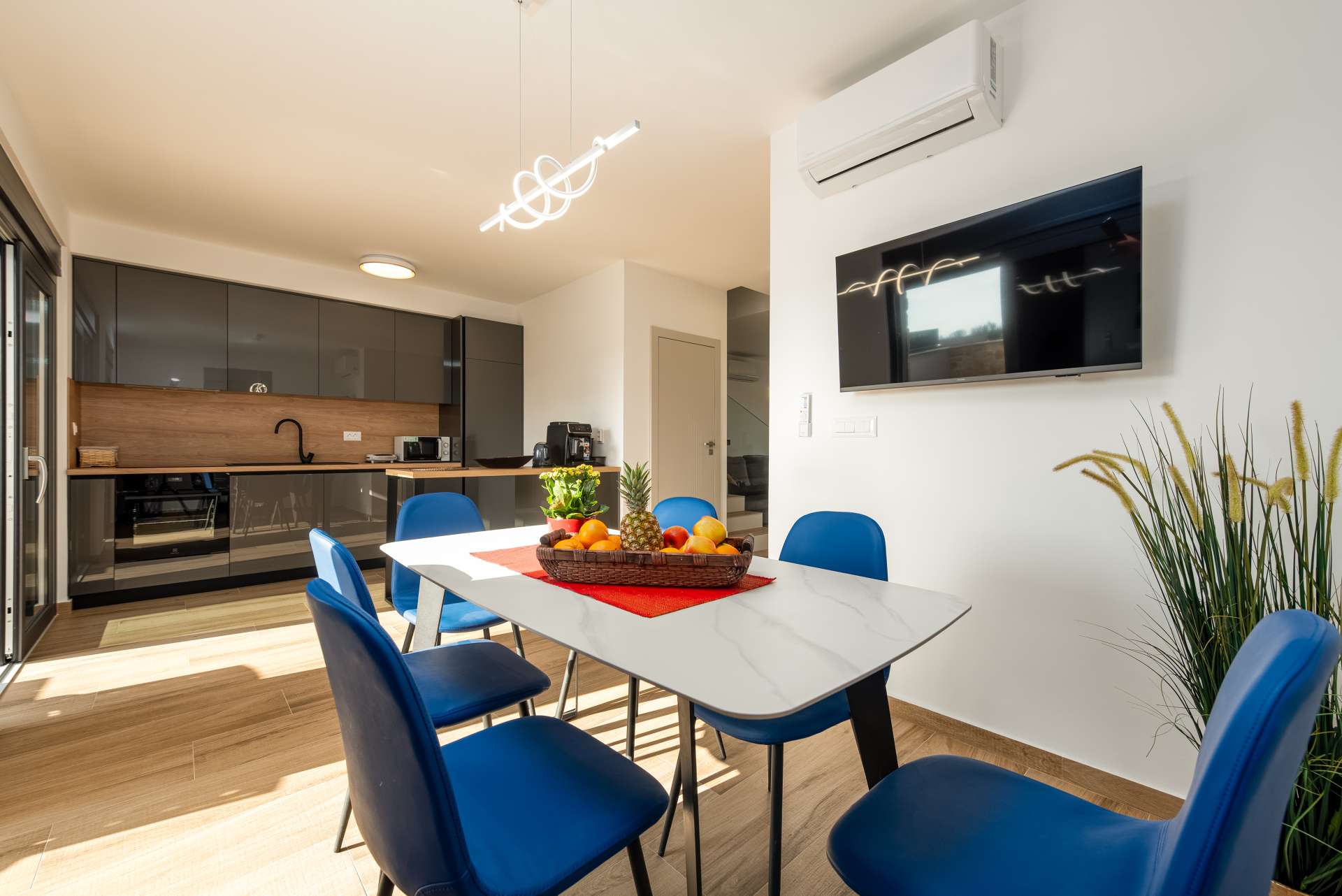 Seaview Villa Sal with pool, jacuzzi and sauna