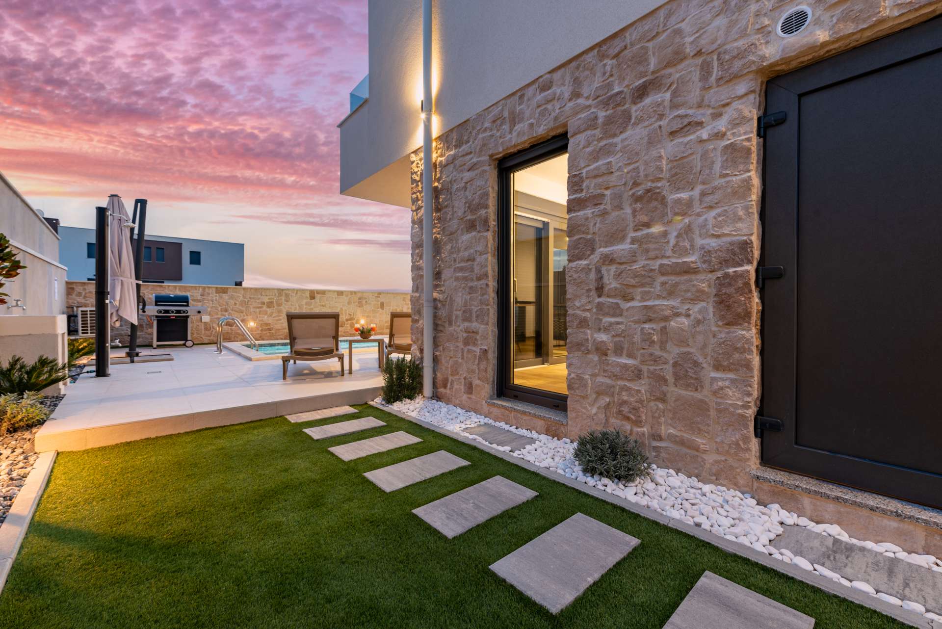 Seaview Villa Sal with pool, jacuzzi and sauna