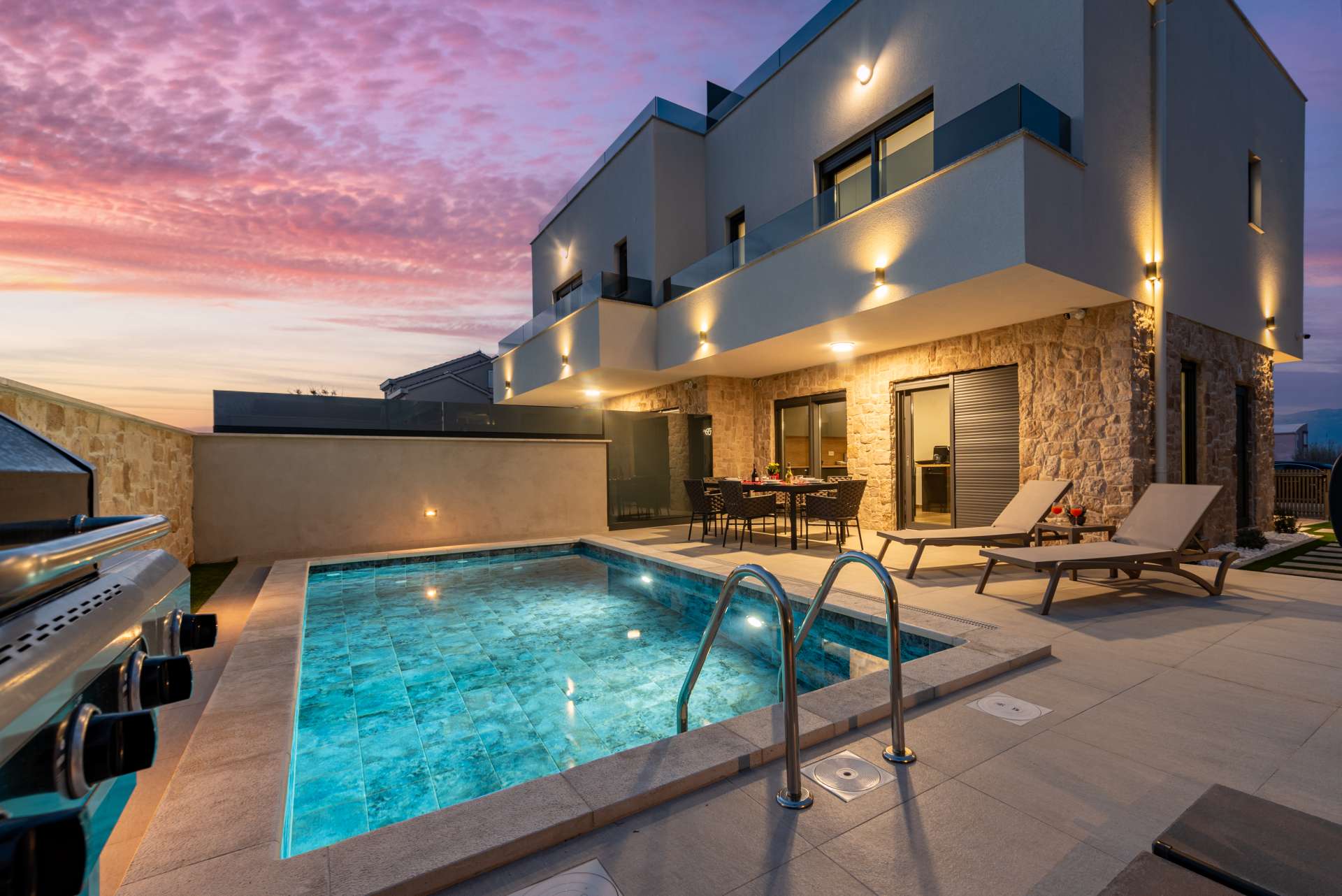 Seaview Villa Sal with pool, jacuzzi and sauna