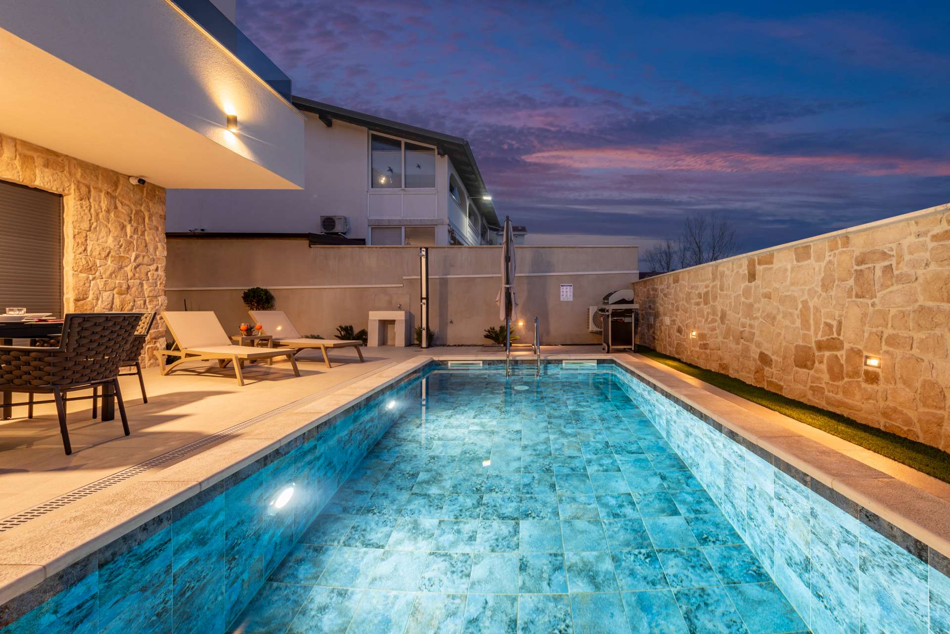 Seaview Villa Sal with pool, jacuzzi and sauna