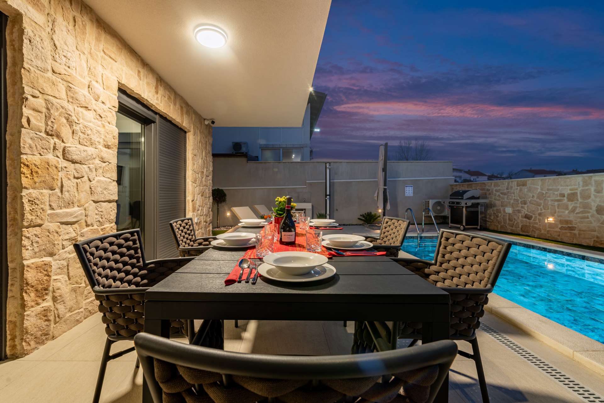 Seaview Villa Sal with pool, jacuzzi and sauna