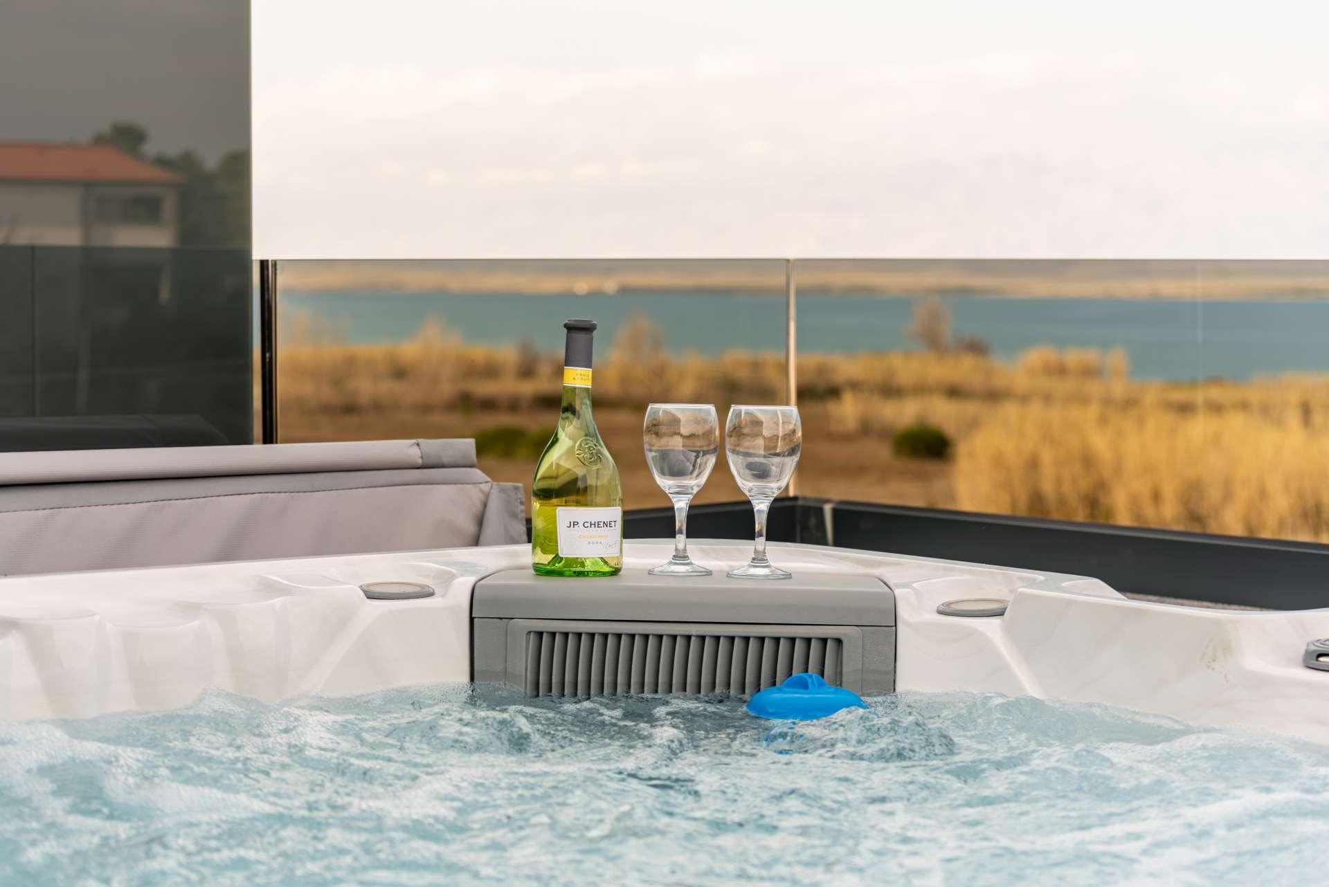 Seaview villa Mar with pool, jacuzzi and sauna
