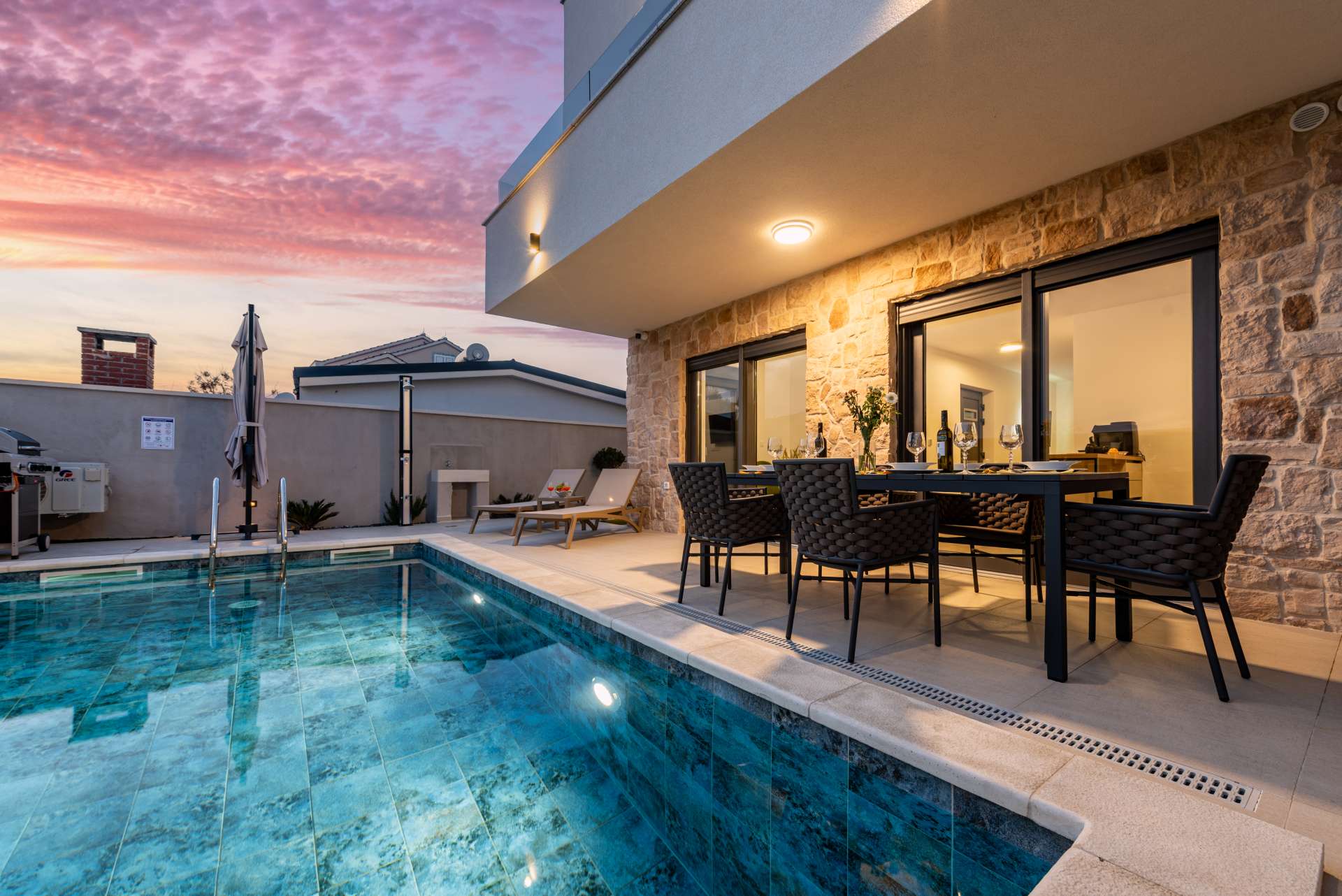 Seaview villa Mar with pool, jacuzzi and sauna