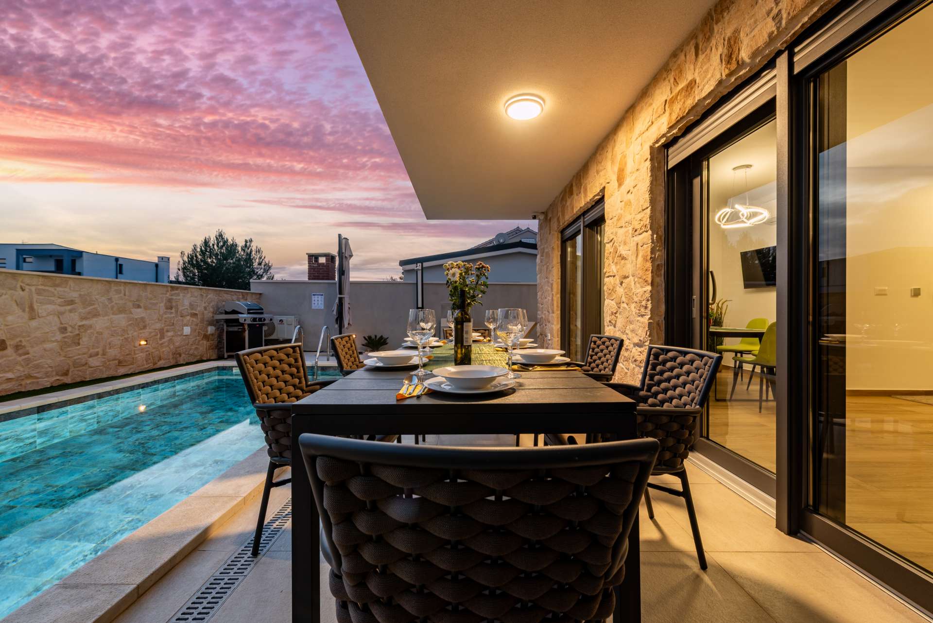 Seaview villa Mar with pool, jacuzzi and sauna