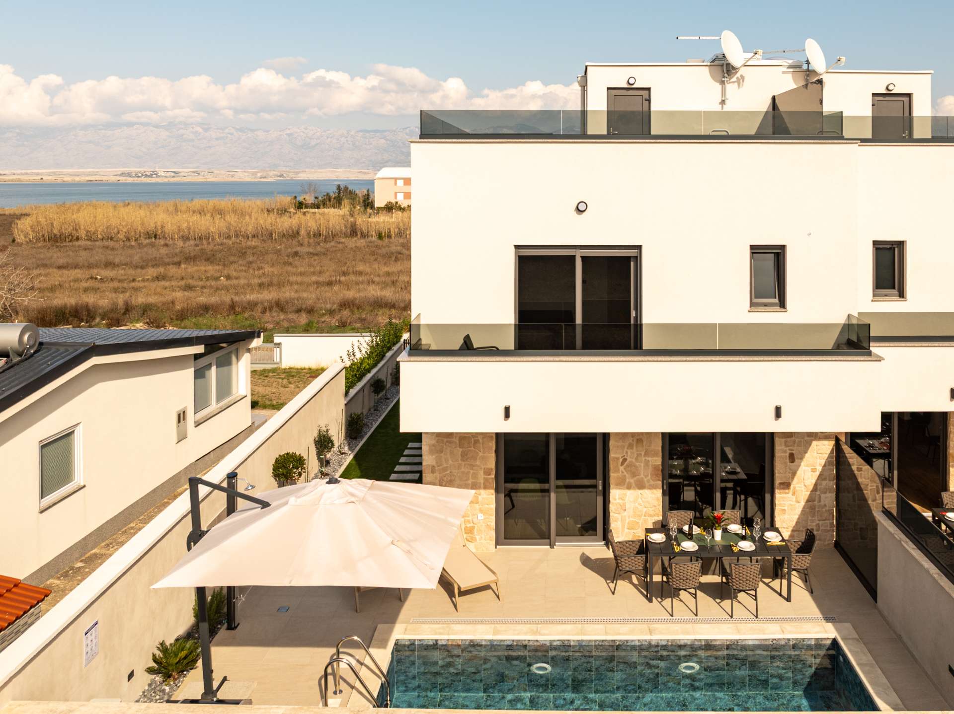 Seaview villa Mar with pool, jacuzzi and sauna