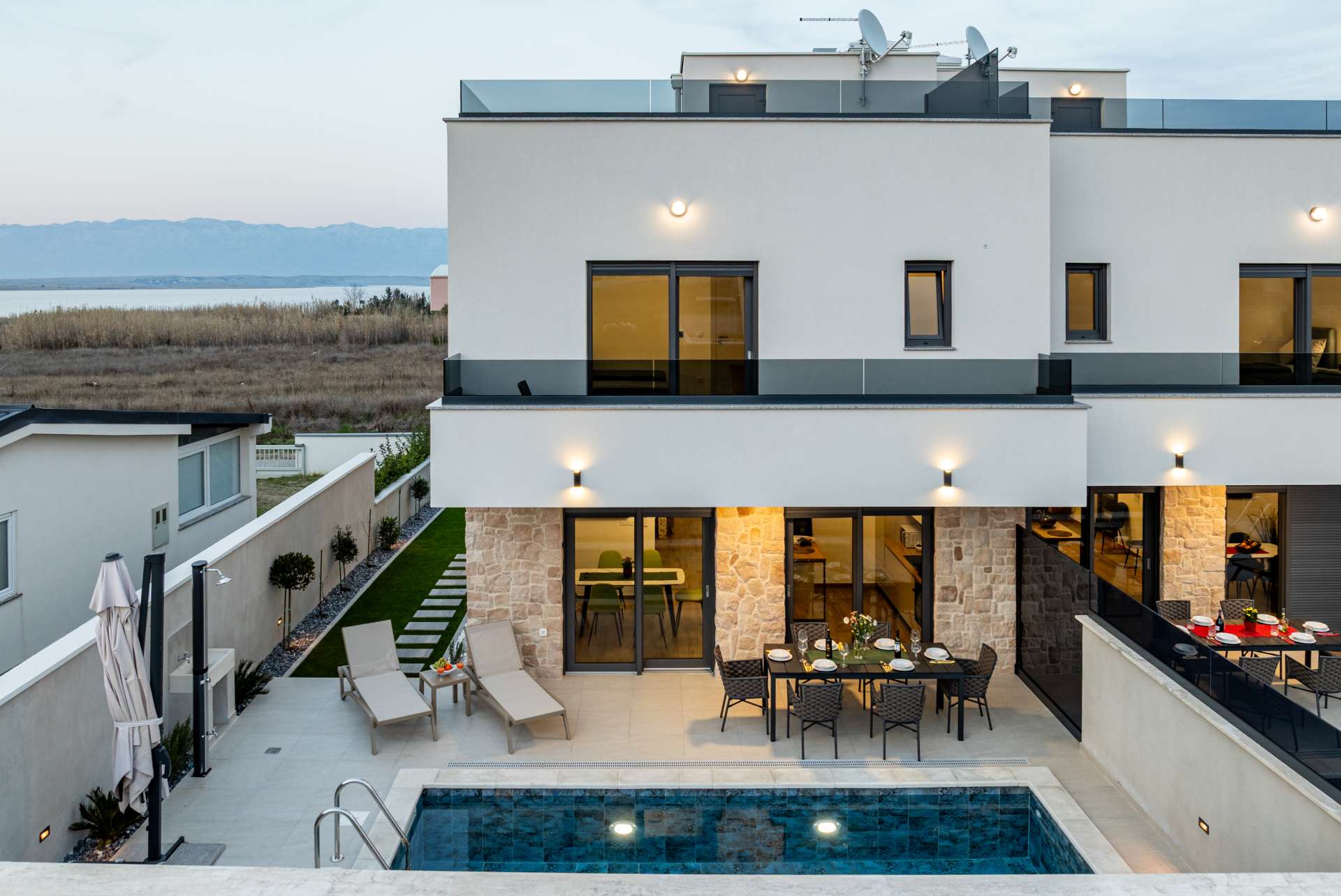 Seaview villa Mar with pool, jacuzzi and sauna