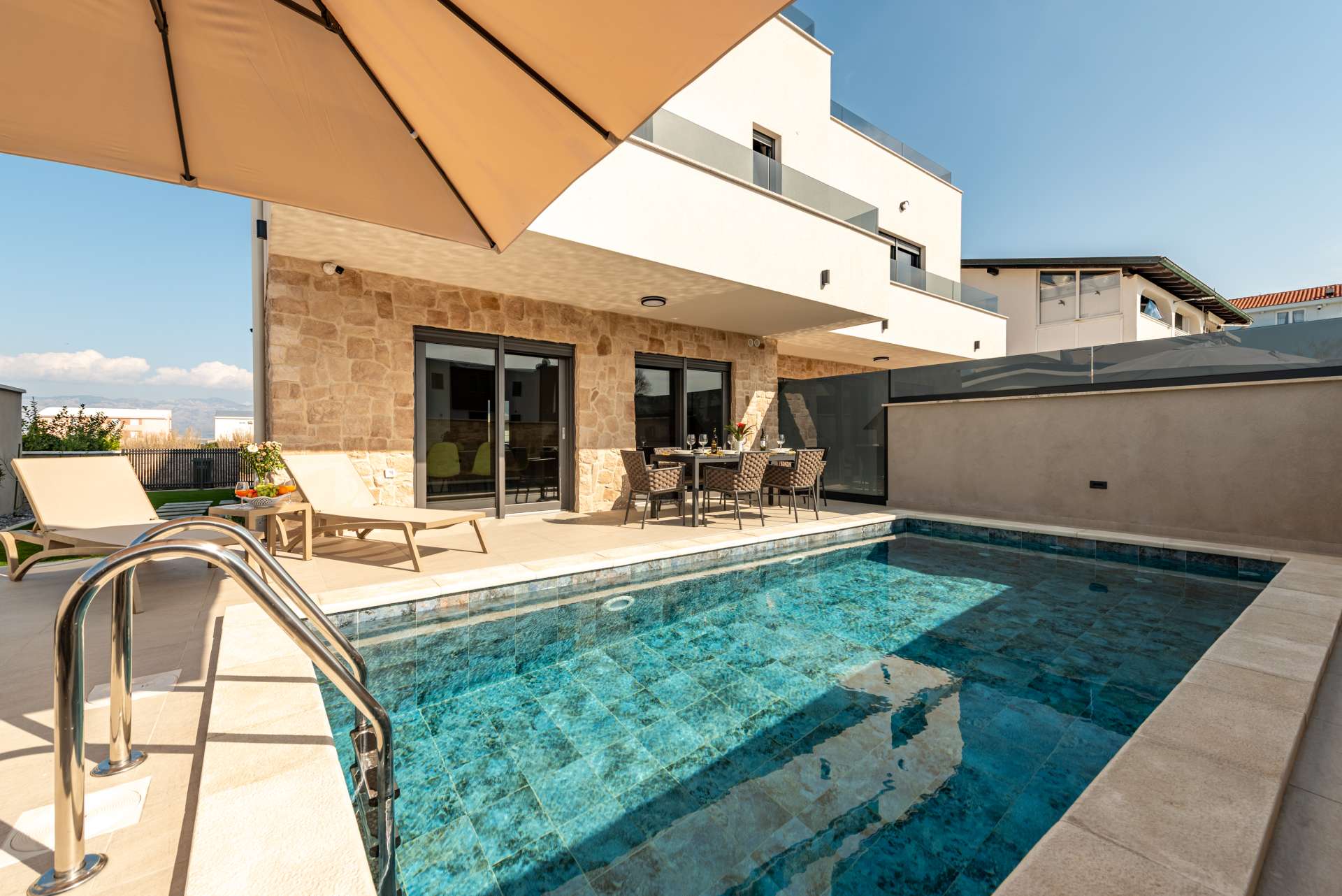Seaview villa Mar with pool, jacuzzi and sauna