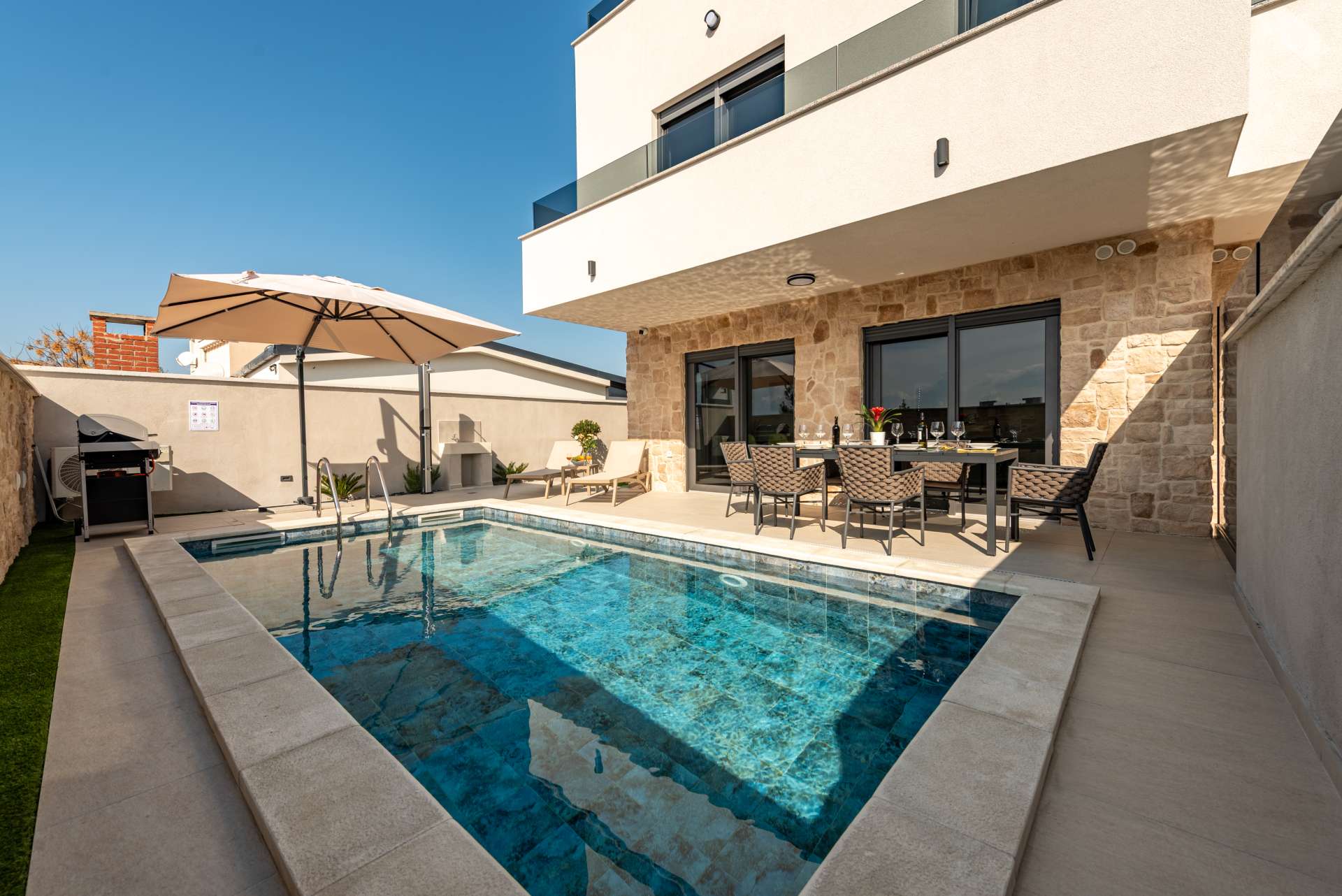 Seaview villa Mar with pool, jacuzzi and sauna