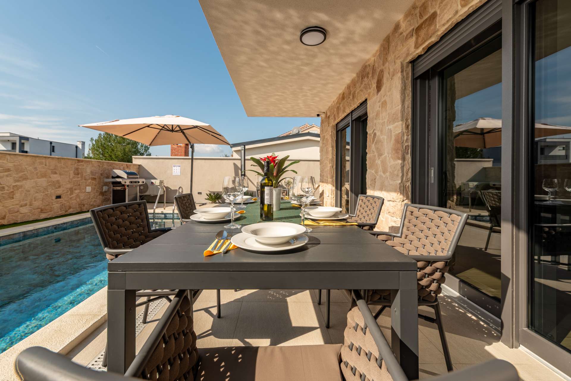 Seaview villa Mar with pool, jacuzzi and sauna
