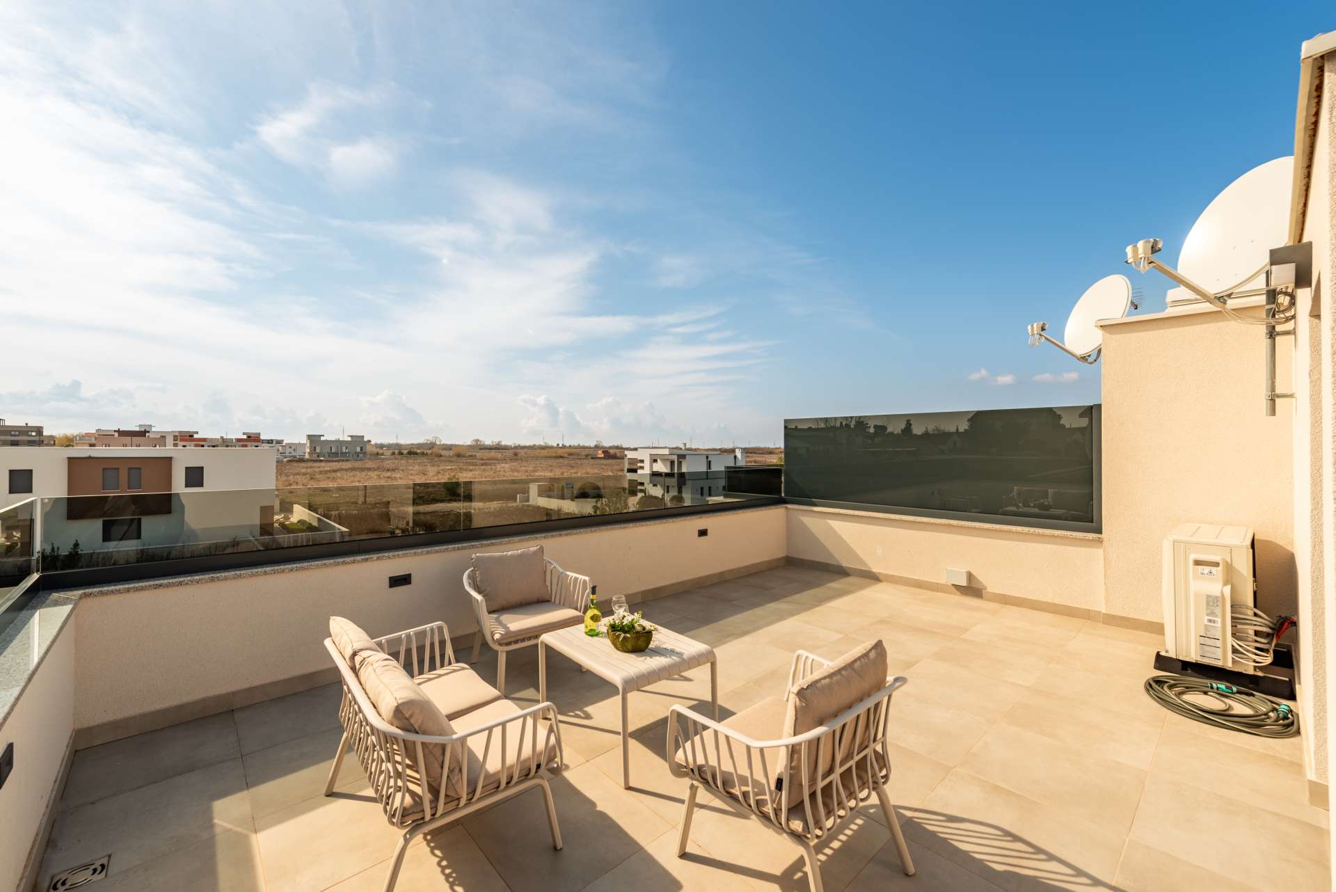 Seaview villa Mar with pool, jacuzzi and sauna