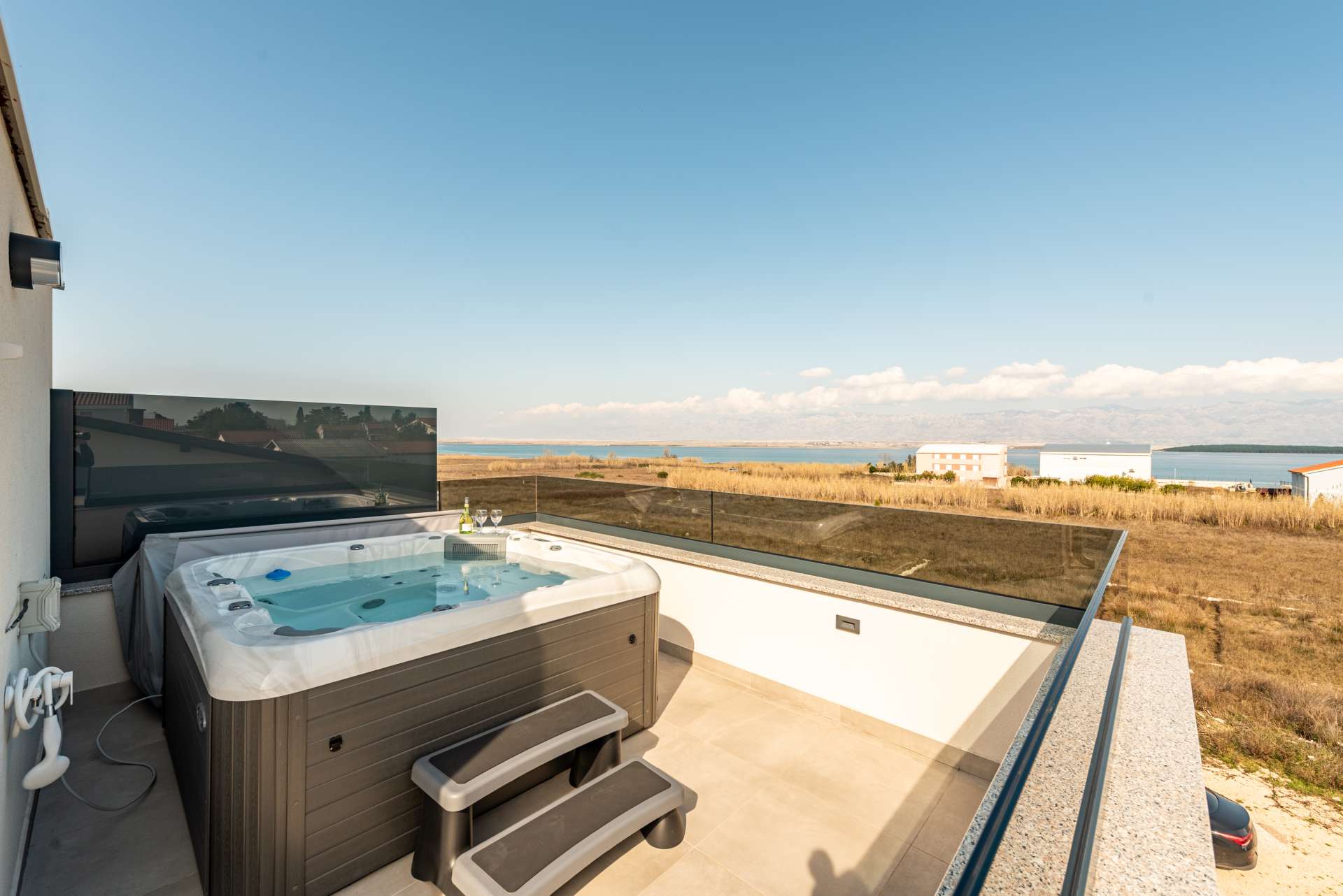 Seaview villa Mar with pool, jacuzzi and sauna