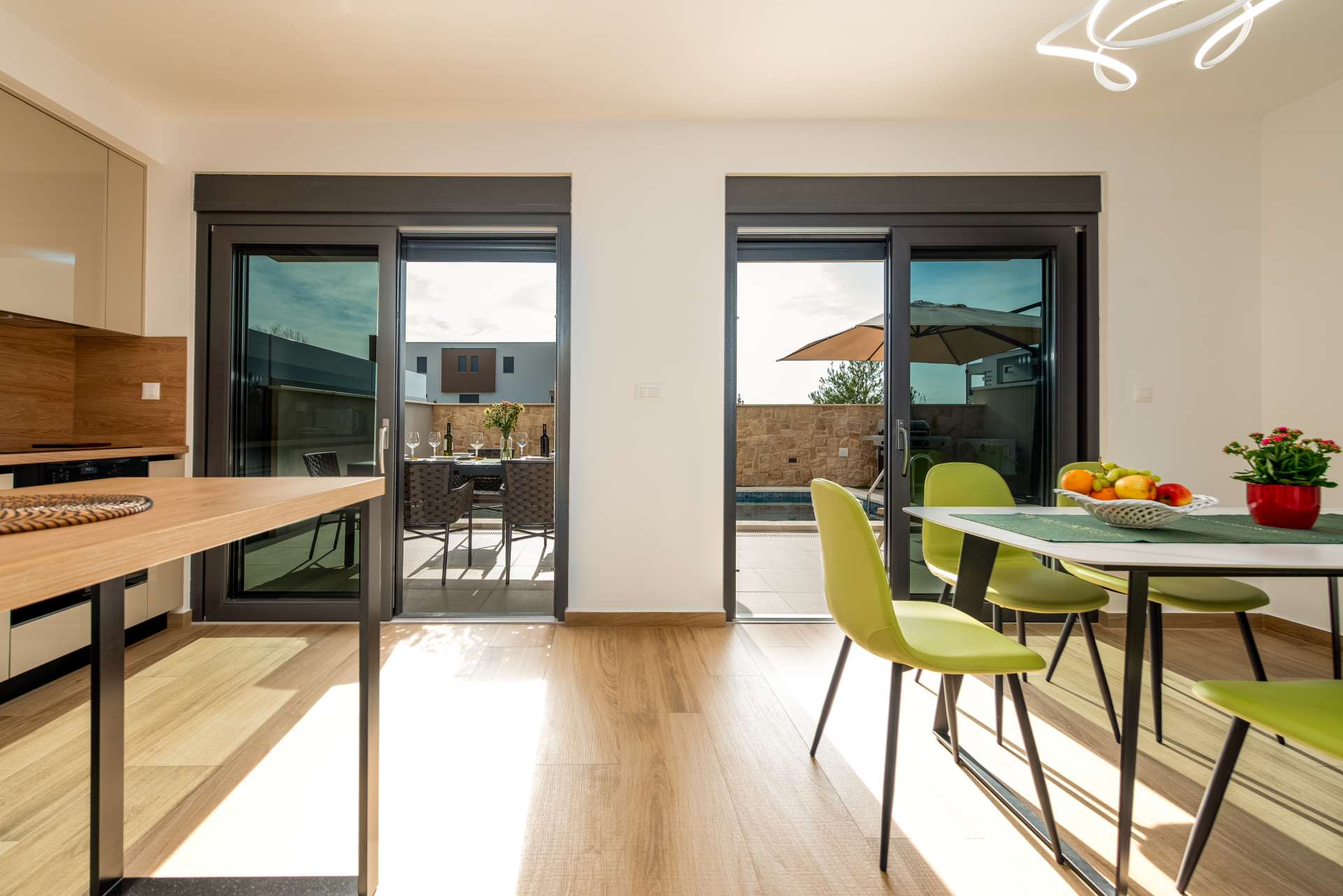 Seaview villa Mar with pool, jacuzzi and sauna