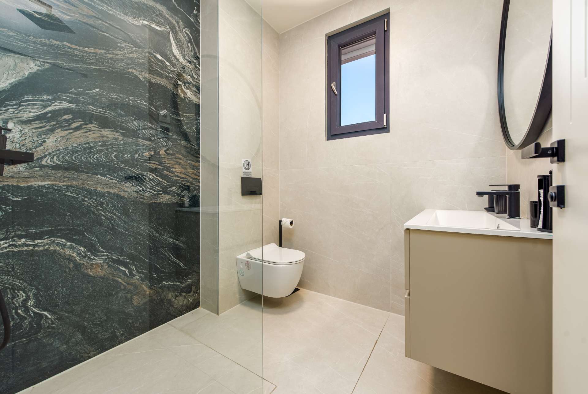 Luxury Apartment Infinity Blue A2 (2+2)