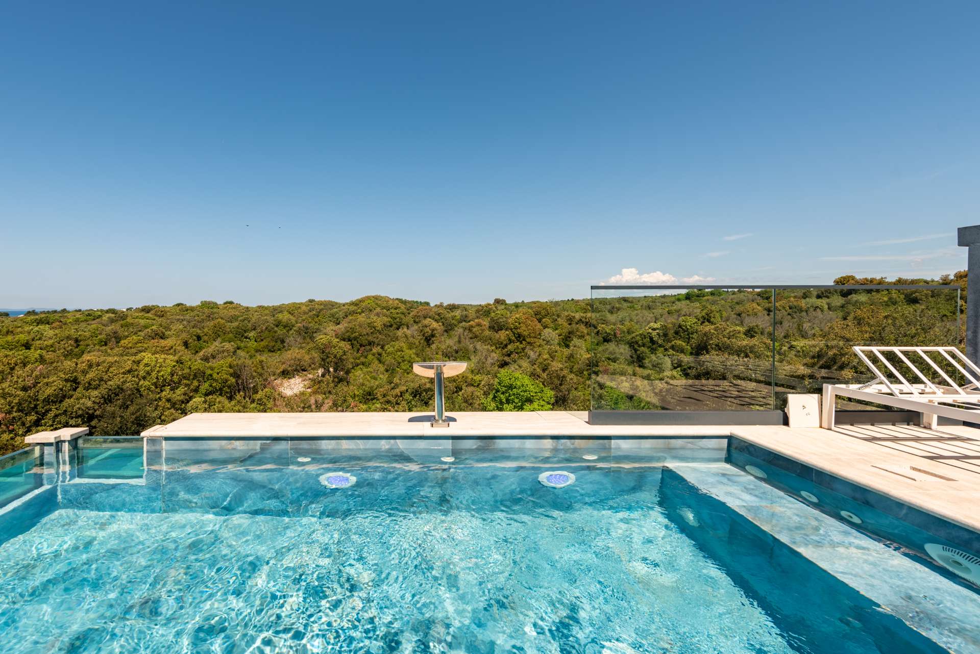 Luxury Apartment Infinity Blue A4 Penthouse (6+1)