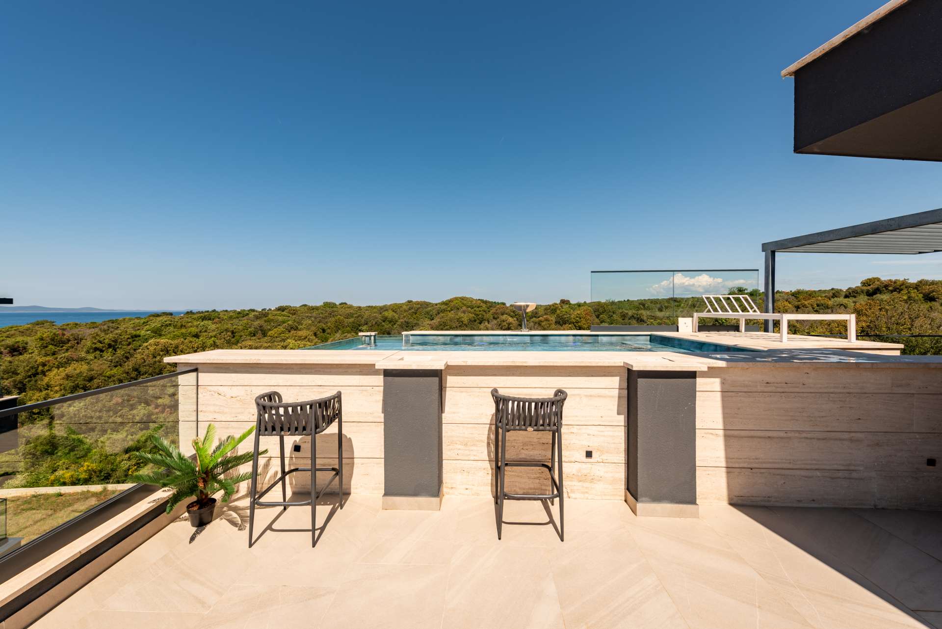 Luxury Apartment Infinity Blue A4 Penthouse (6+1)