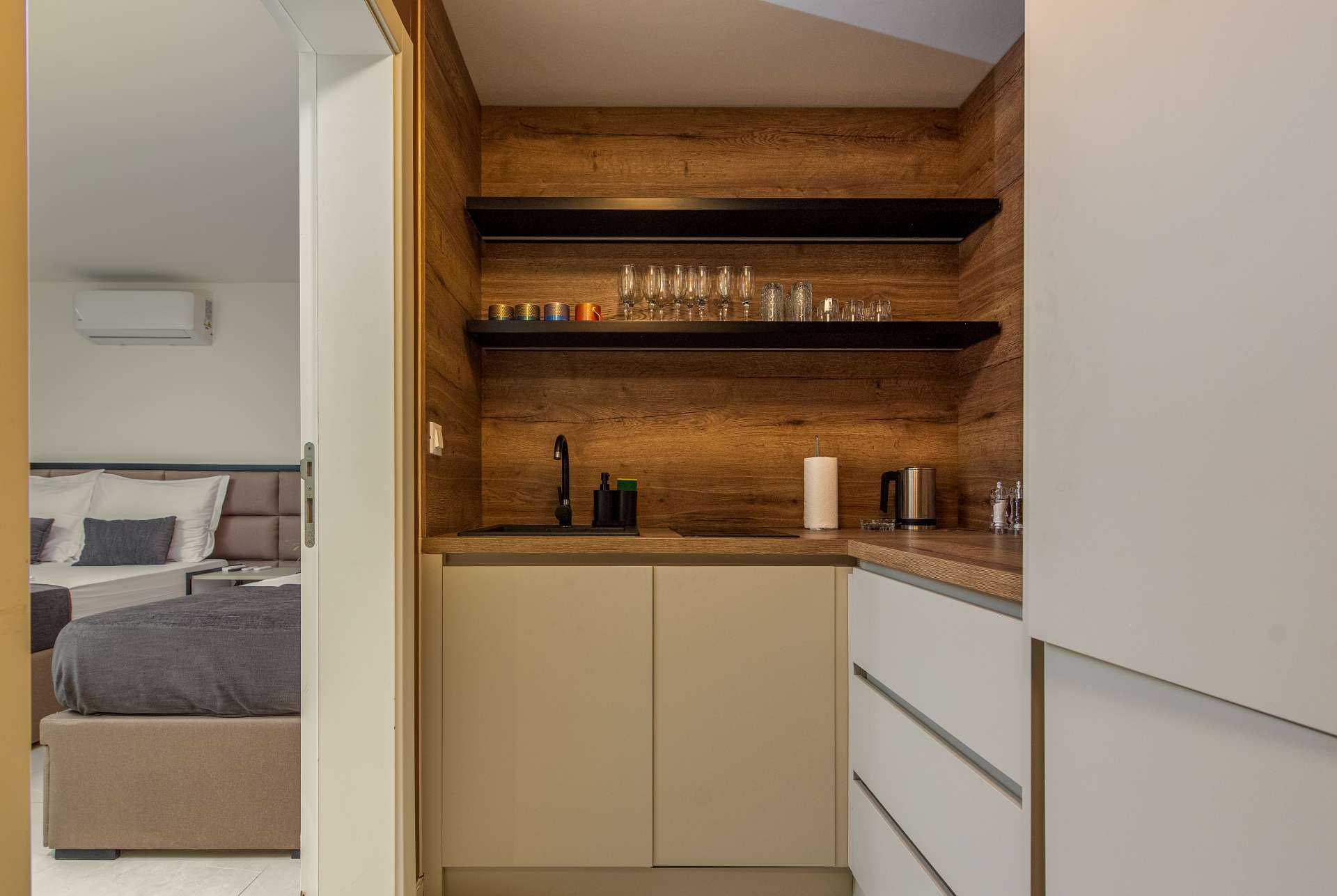 Luxury Studio Apartment Infinity Blue A6 (3 pax)