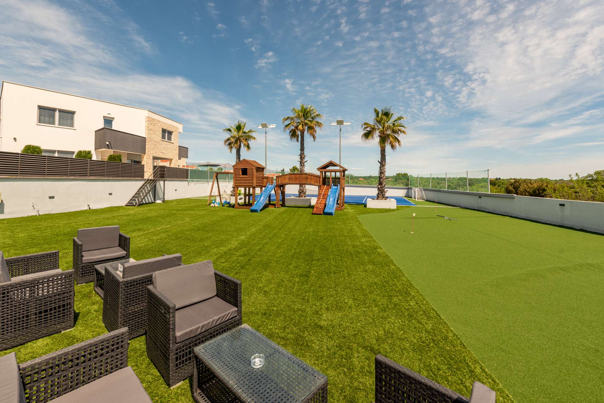 4* Villa Amfora for 12 guests