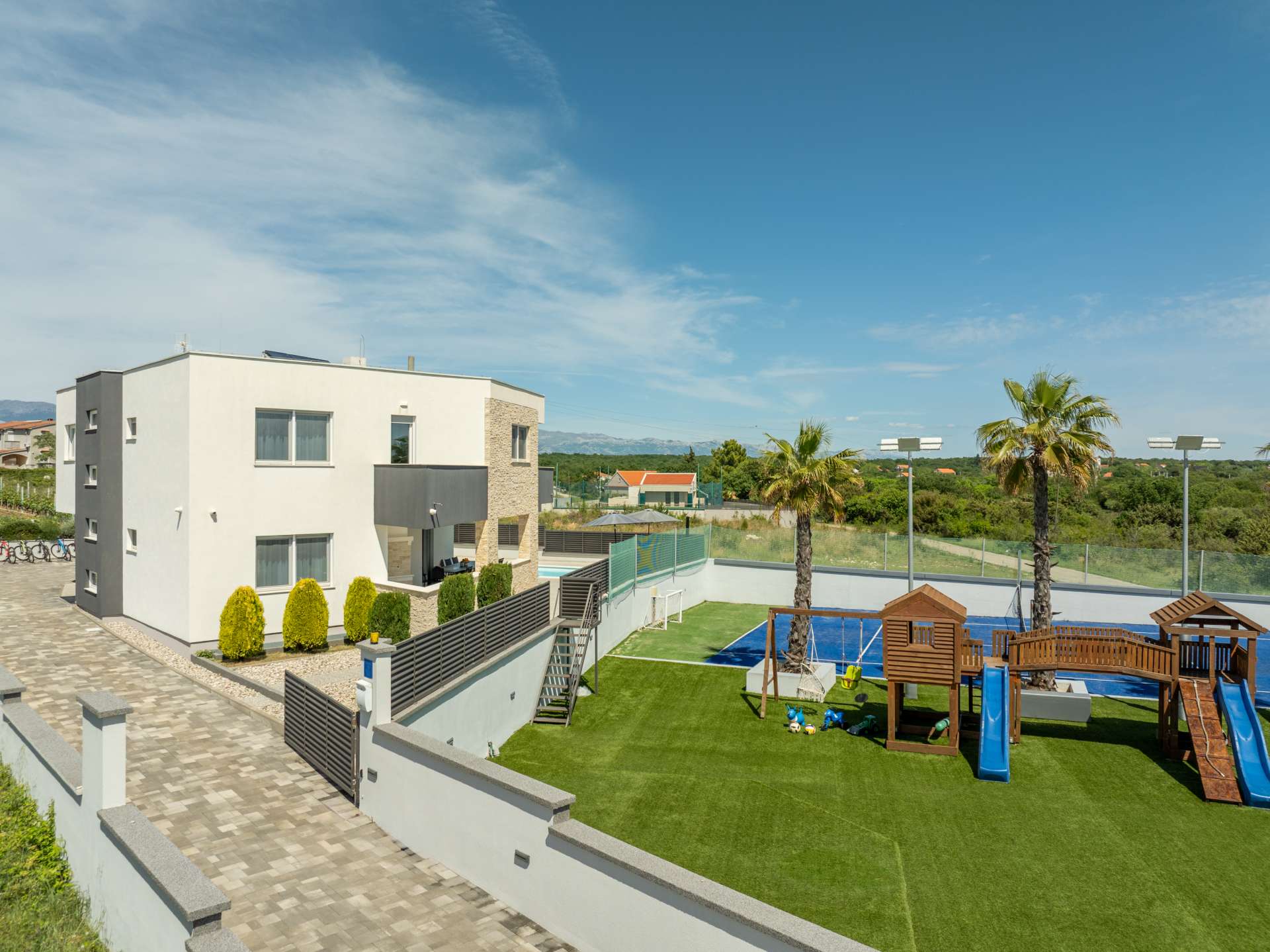 4* Villa Amfora for 12 guests