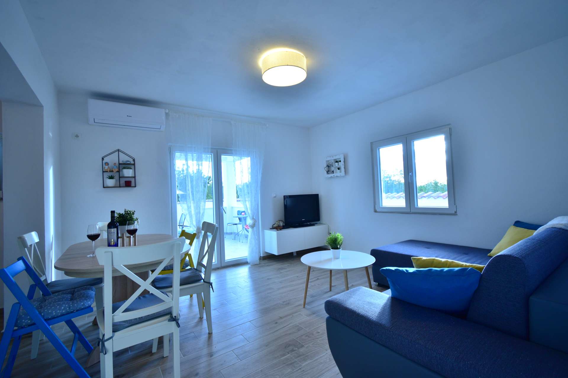 Holiday Home Dinko with pool