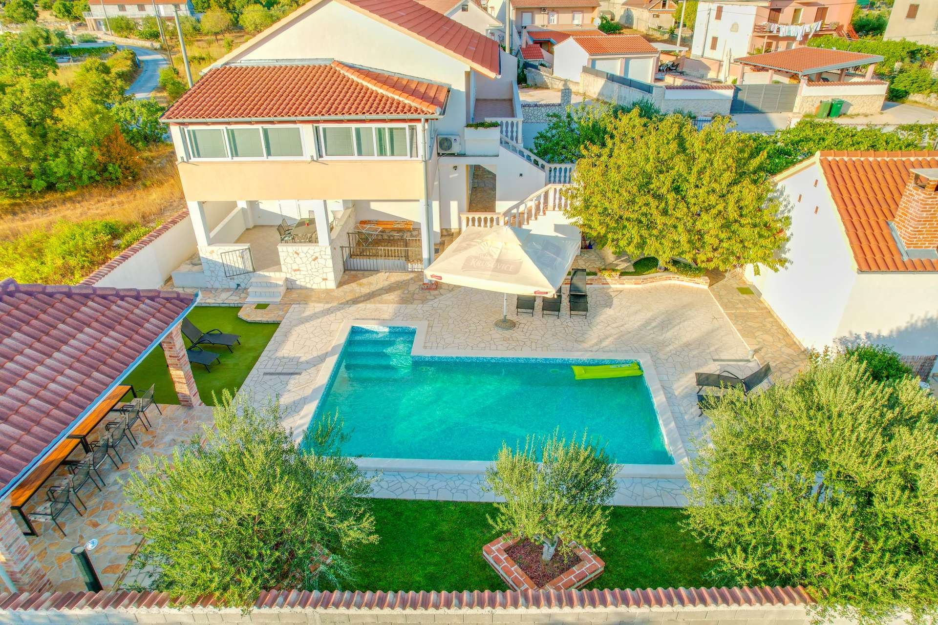 Holiday Home Dinko with pool