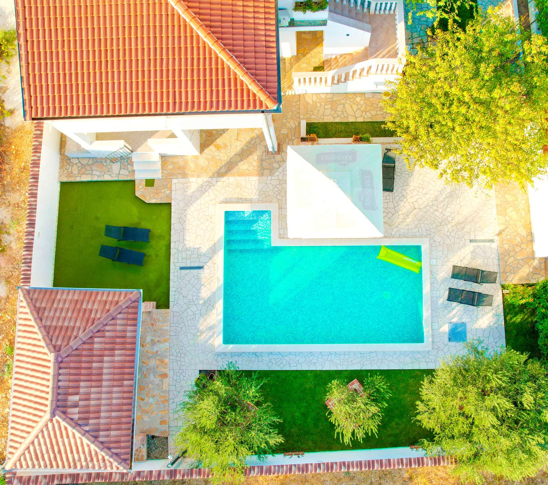 Holiday Home Dinko with pool