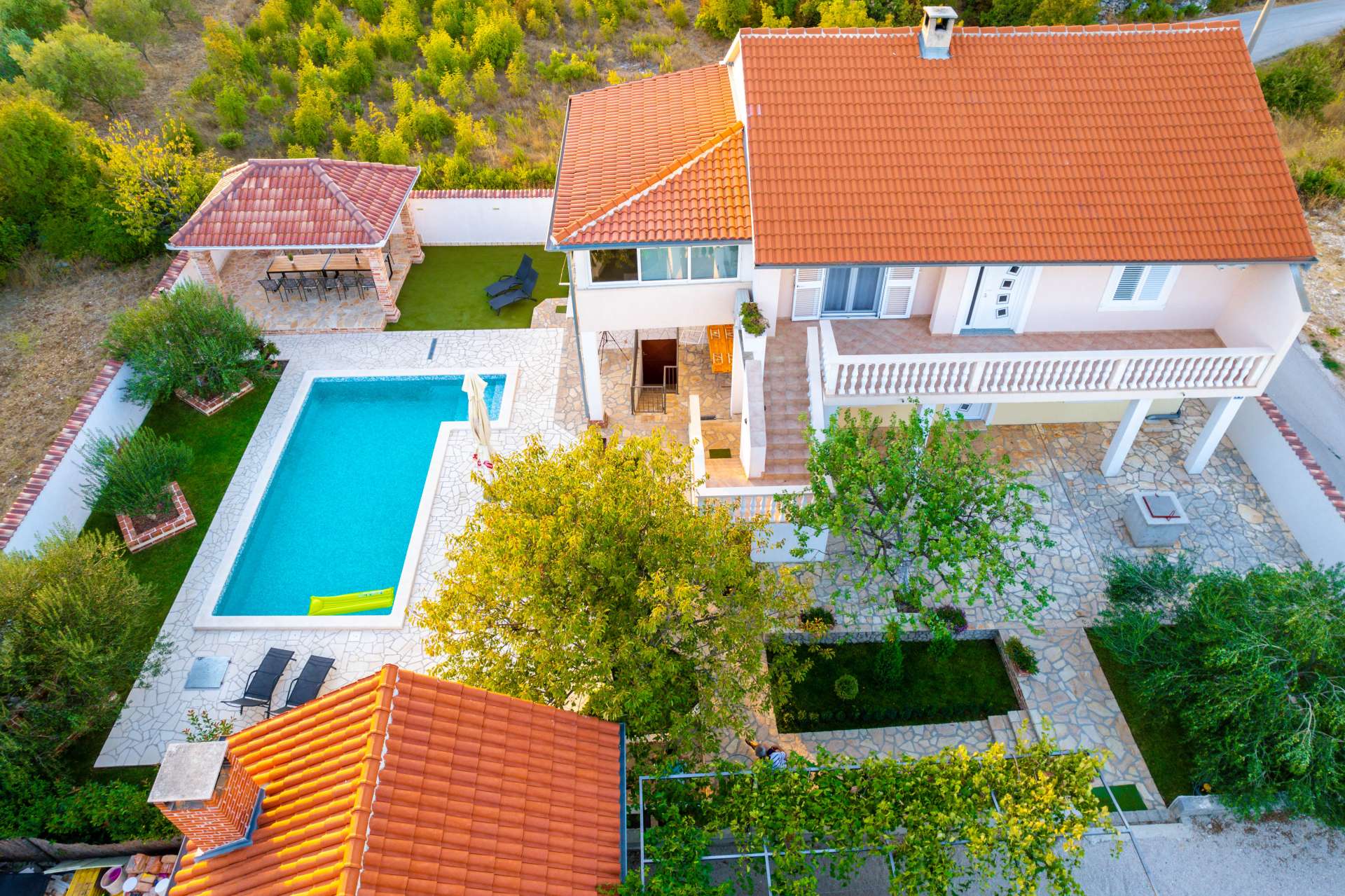 Holiday Home Dinko with pool