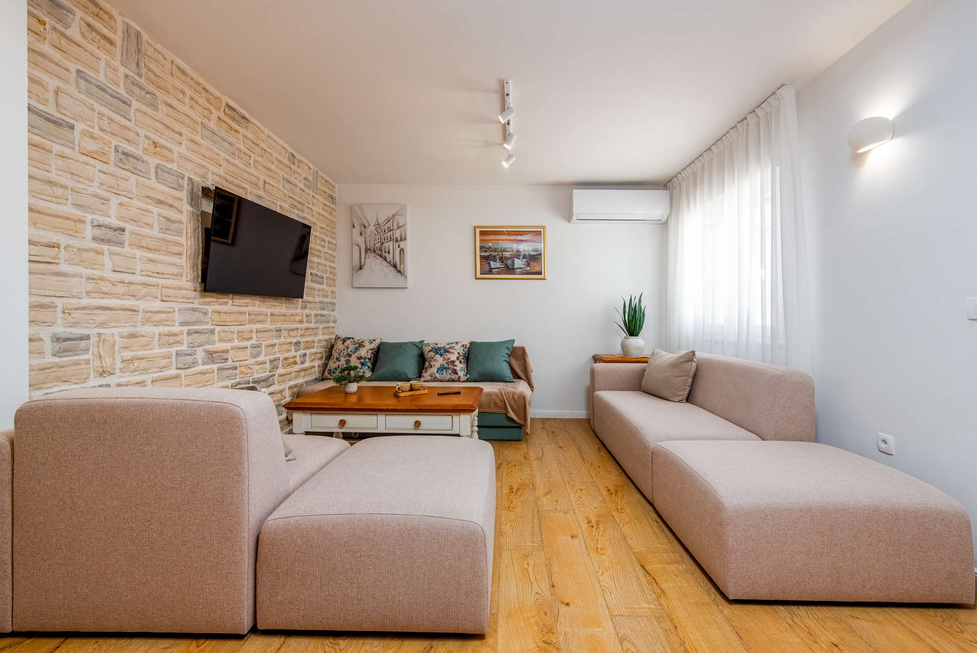 Holiday Home Marija with pool
