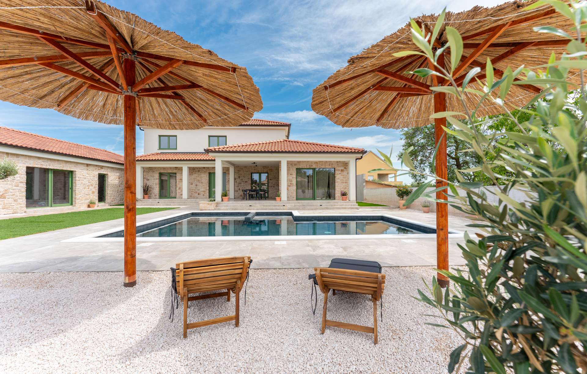 Beautiful Villa Lorna with pool