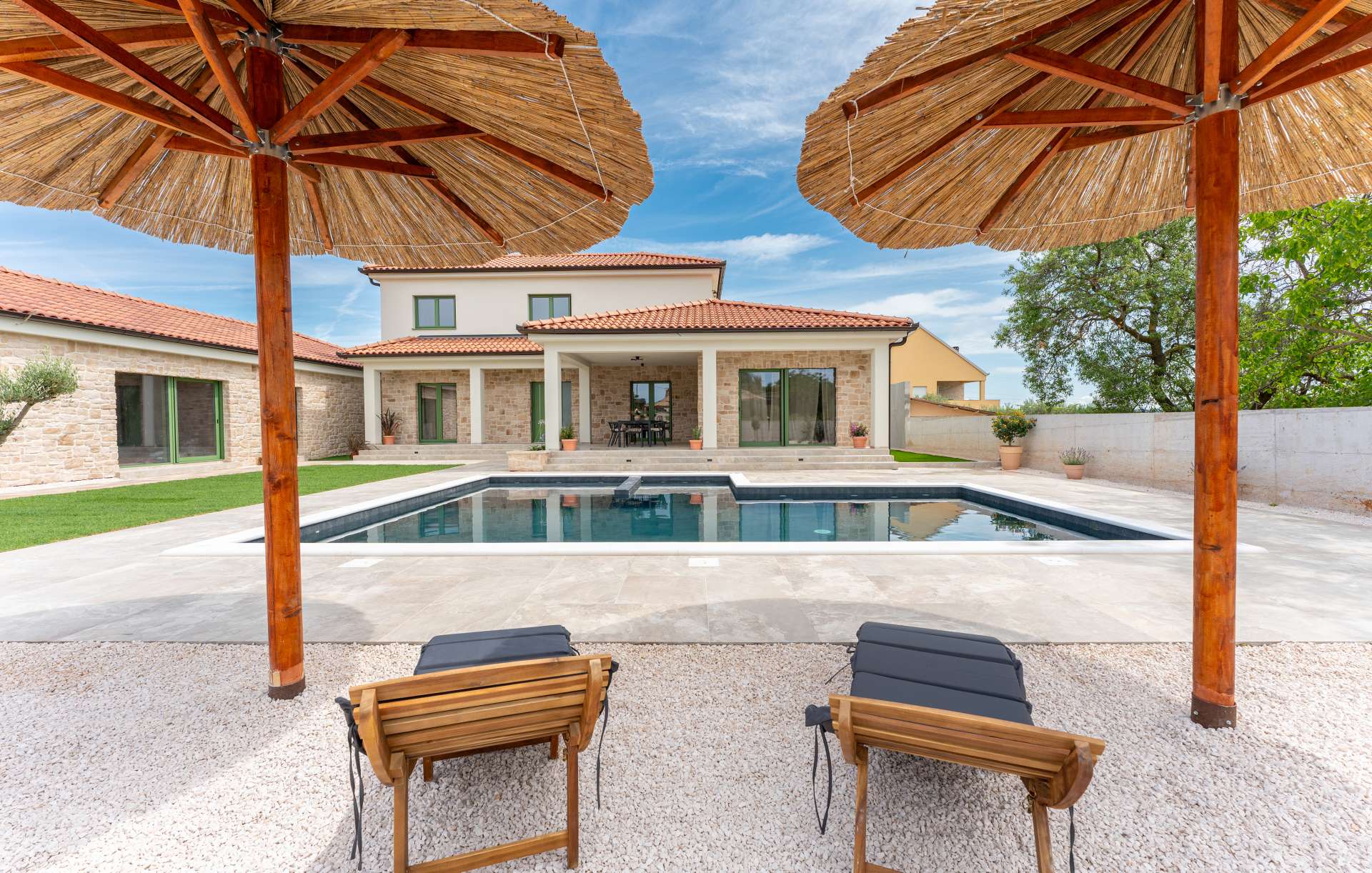Beautiful Villa Lorna with pool