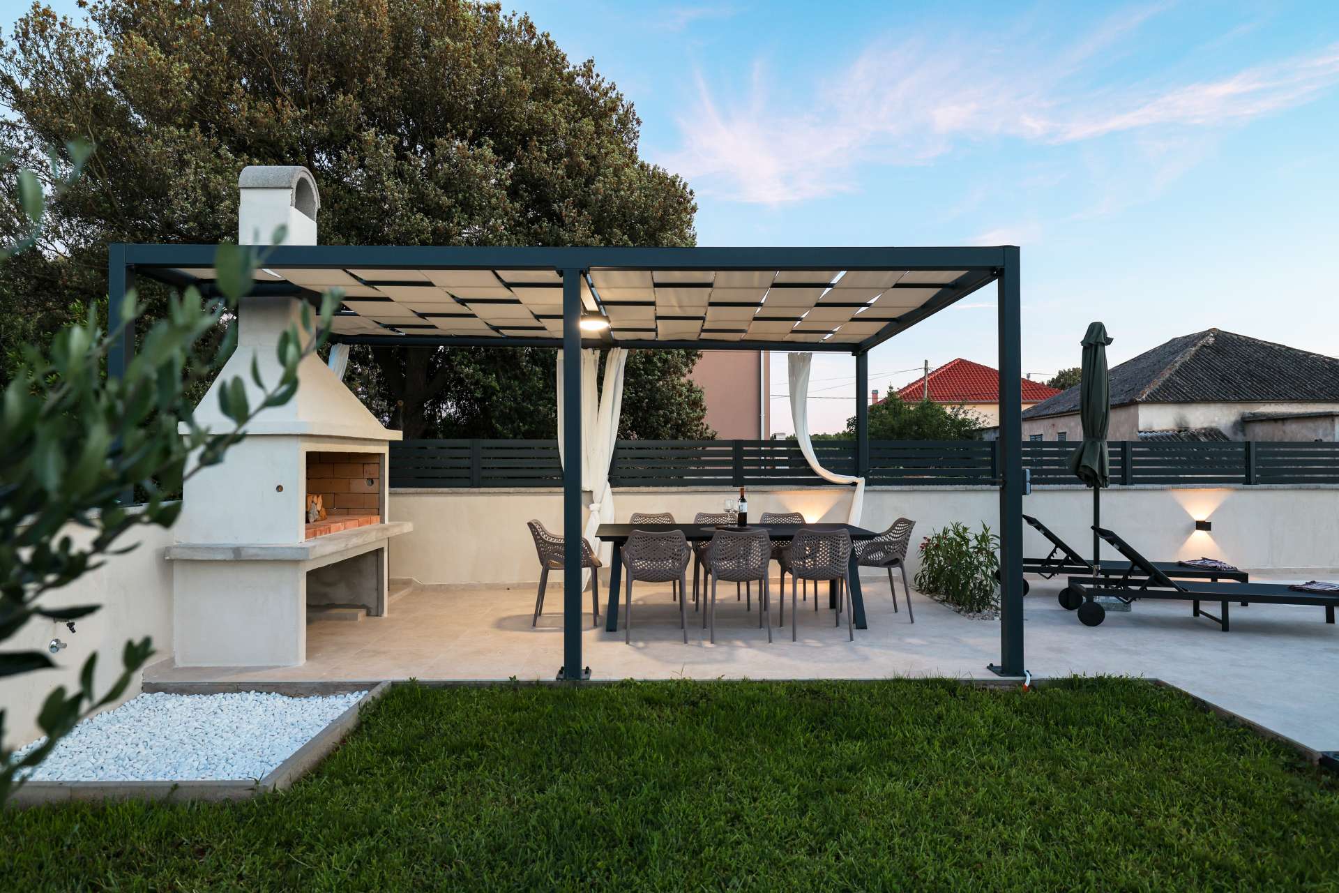 Villa Arboria with heated pool