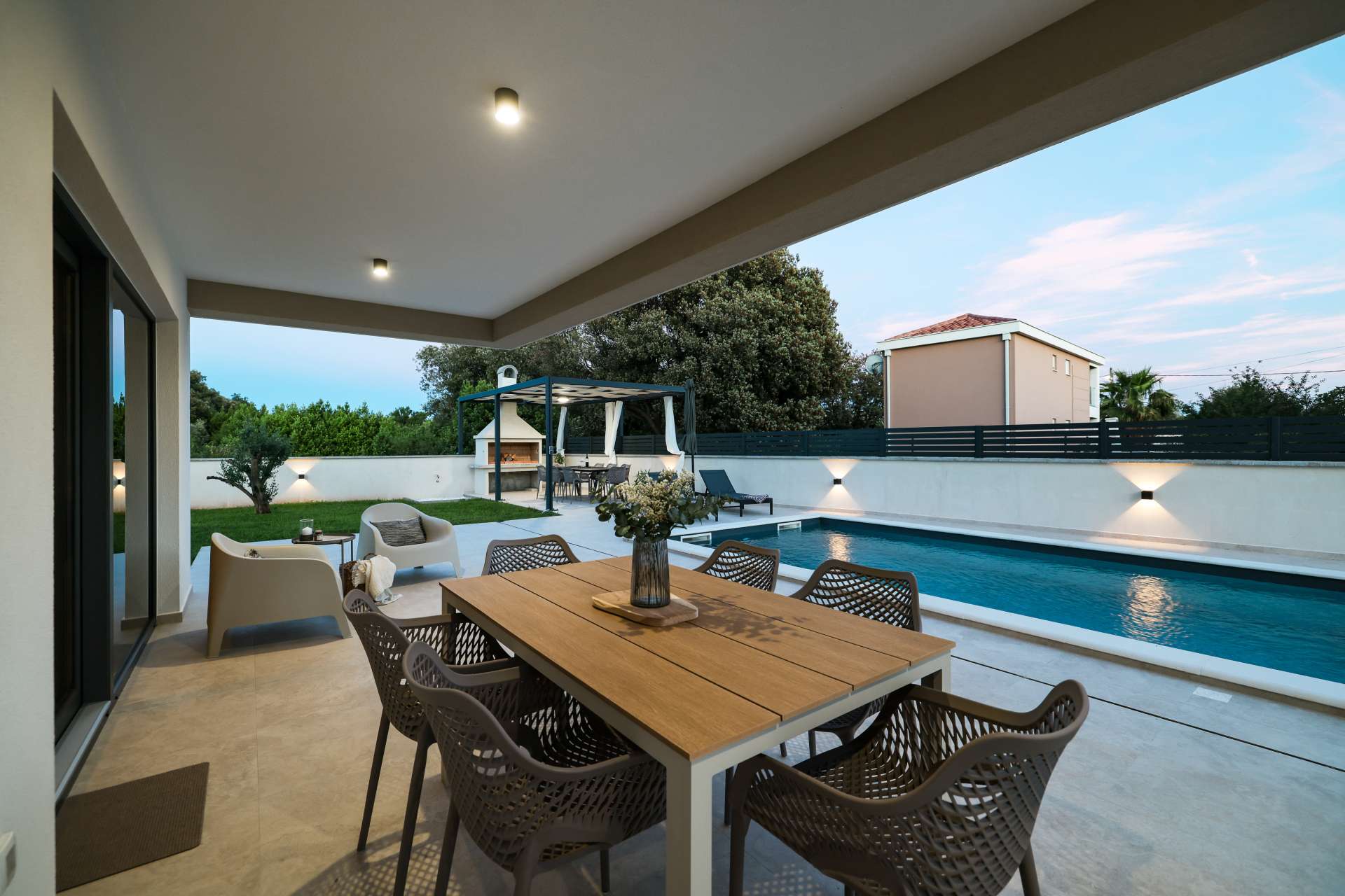 Villa Arboria with heated pool