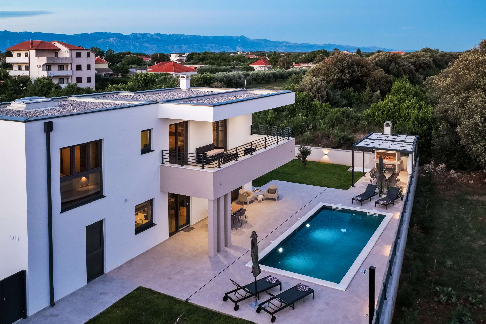 Villa Arboria with heated pool