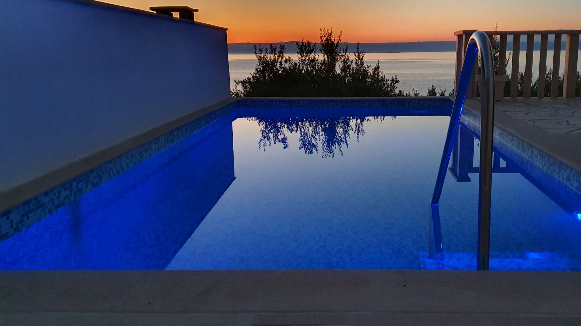 Beachfront Villa Dream with pool
