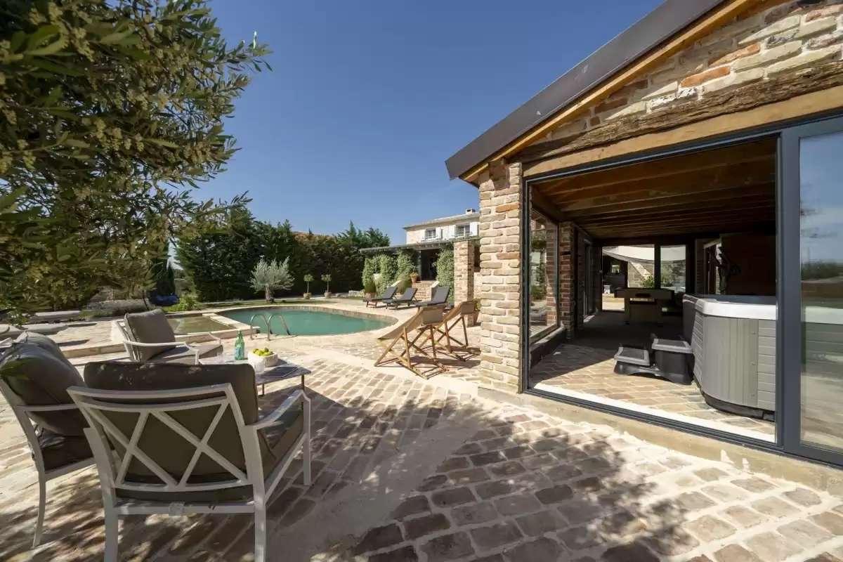 Luxury stone Villa Premasole with heated pool