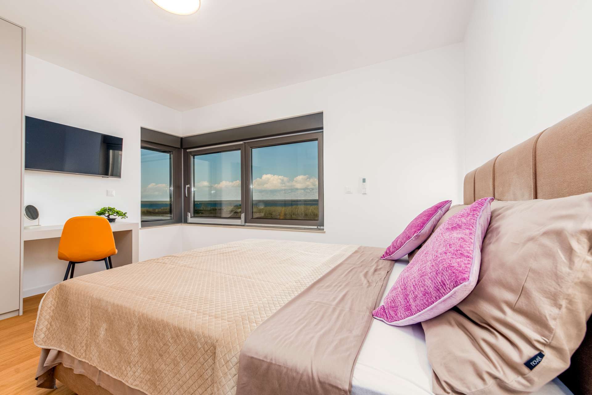 Seaview villa Mar with pool, jacuzzi and sauna