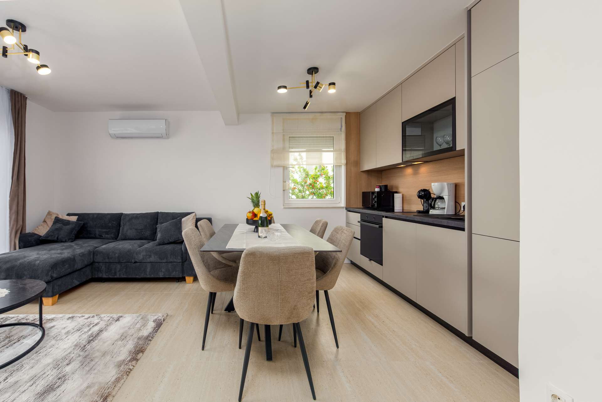 Seaview Apartment Casa Almaris A1